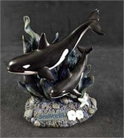 Rare Sea World Resin Mother & Child Orcas Figurine