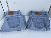 2 pairs of Levi jeans - 33X30