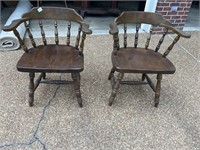 Set of 2 barrel backed armed kitchen chairs
