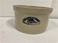 Alta Potteries 1/2 gallon crock,no visible cracks
