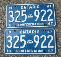 Matching Ontario 1967 Confederation License Plates