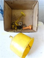 Radiator funnels & parts