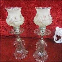 (2) Vintage table lamps.