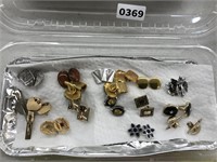 LOT OF ASSORTED CUFF LINKS