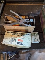 Livestock temple tags hog rings tools