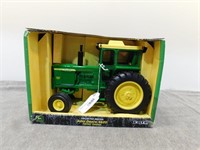 John Deere 4620