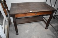 Mahogany Table w/Drawer