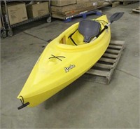 Water Quest Kayak, Approx 10FT