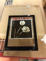 Box of 6 photo frame retail displays.