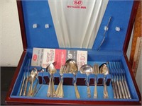 1847 Rogers Bros. Silverware with case