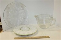 Large Glass Measuring Cup & Serving Platters