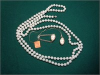 Cameo and Beads Chain