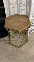 Decorative plant stand 20” tall