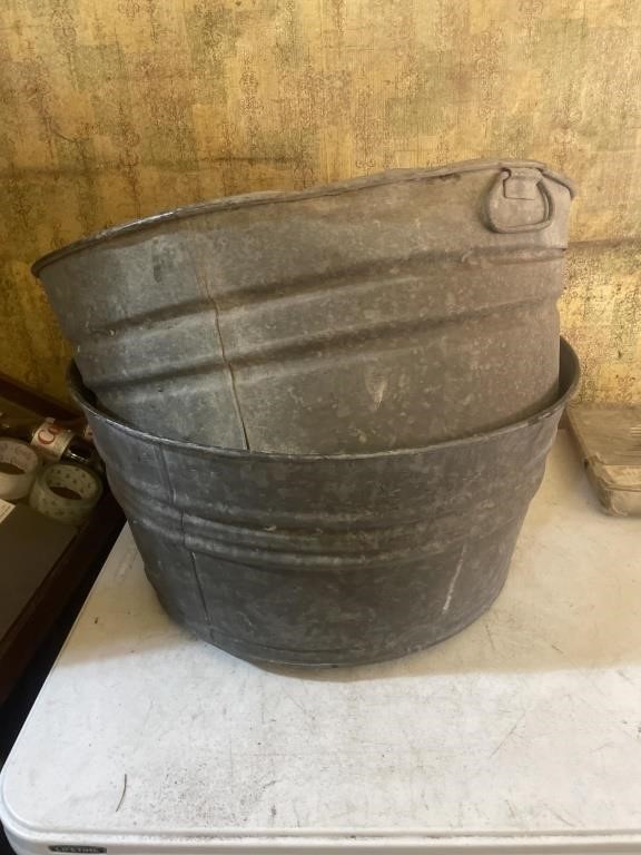 2 galvanized tubs