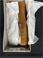 Minnetonka Moccasin never worn