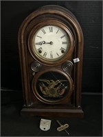 Antique Patriotic Paned Glass Mantel Clock.