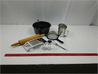 Various kitchen items