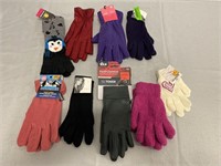 9 New Pairs Of Women’s Gloves