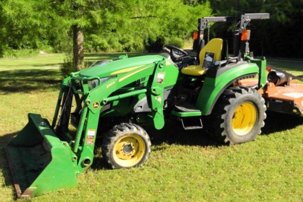 2016 John Deere model 2038R Compact Utility