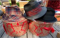 3 Men’s Hats & 2 Hat Boxes