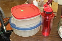 Rubbermaid and Tumbler