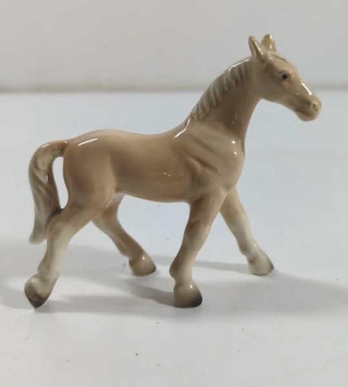 Vintage Porcelain Palomino Horse Figurine Japan