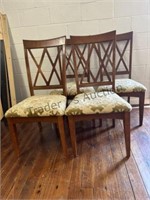 Nice Set of 4 Chairs