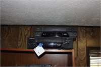 2 VHS Players