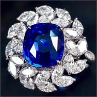 4.2ct Royal Blue Sapphire 18Kt Gold Ring