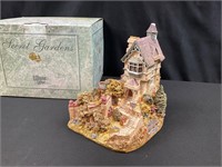 Lilliput Lane Secret Gardens Tranquil Treasure