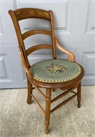 Victorian Hip-Rest Side Chair