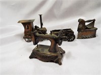 Vintage Miniature Old Fashion Sewing Machine