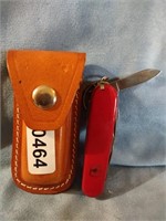 Victorinox Swiss Army Knife w/Leather Case
