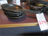 LOT, (4) 9" ALUMINUM SKILLETS