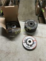 22 New Asst 4.5" Grinding Wheels