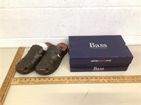 New Bass Mens Sandals 9.5