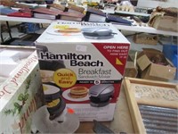 HAMILTON BEACH BREAKFAST SANDWICH MAKER