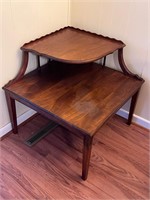 vtg mid century Mersman style  tiered corner table