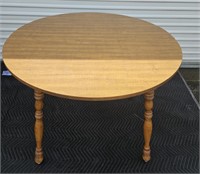 Wooden 42" round table w/ leaf