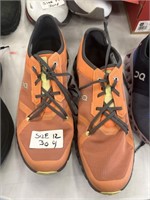 On Cloud Sneakers in Orange Size 12 Men’s
