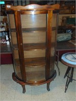 Glass Front Curio Cabinet W/Key