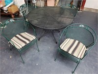 Heavy Gauge Wrought Iron Table with 4 Chairs