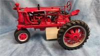 Franklin Mint 12" 1937 Farmall F-20 Die Cast