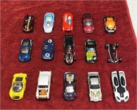 Set of (15) Hot Wheels