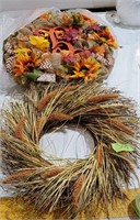 2 seasonal wreaths