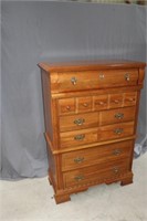 Oak Chest of Drawers