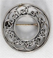 Silver Celtic Knot Ring Brooch.