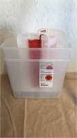 2 Containers for medical waste