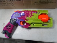 Nerf Toy Gun / Pistol
