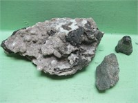 Assorted Quartz & Other Stones